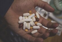 Opioid stockpiling at home linked with higher overdose
