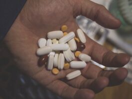 Opioid stockpiling at home linked with higher overdose